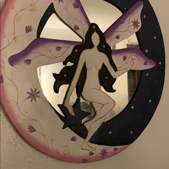 🧚🏻♂️Fairy Mirror🧚🏻♂️ - Picture 3 of 4
